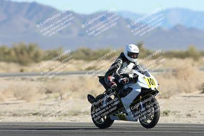 media/Dec-06-2025-CVMA (Sat) [[4a896cc04c]]/Race 8- Formula 40 MW and LW/